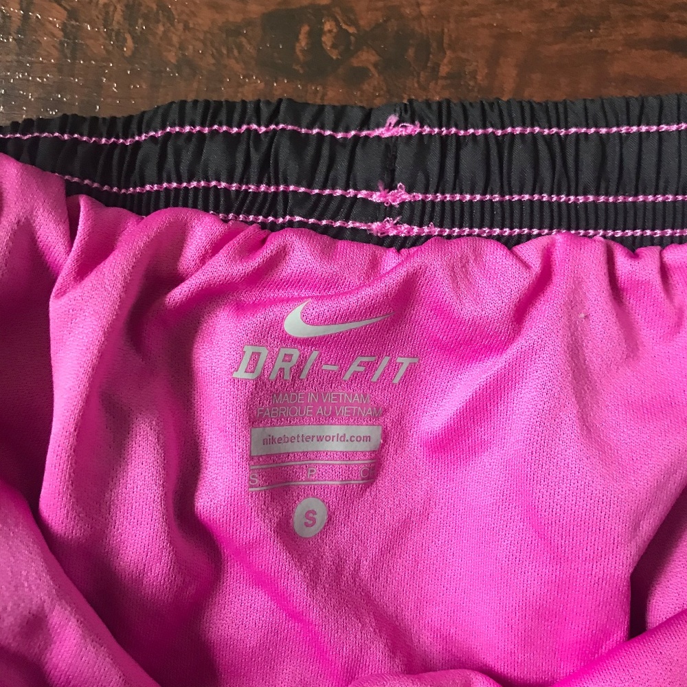 Nike Dri Fit Shorts - Picture 4 of 4